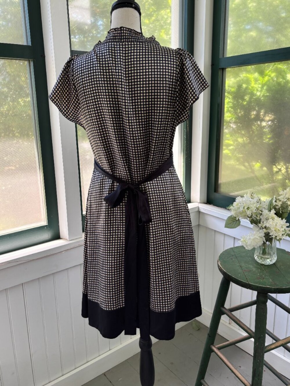 BCBG Max Azria Silk Gingham Dress | Black & Cream | Size S | Like New - Picture 4 of 7